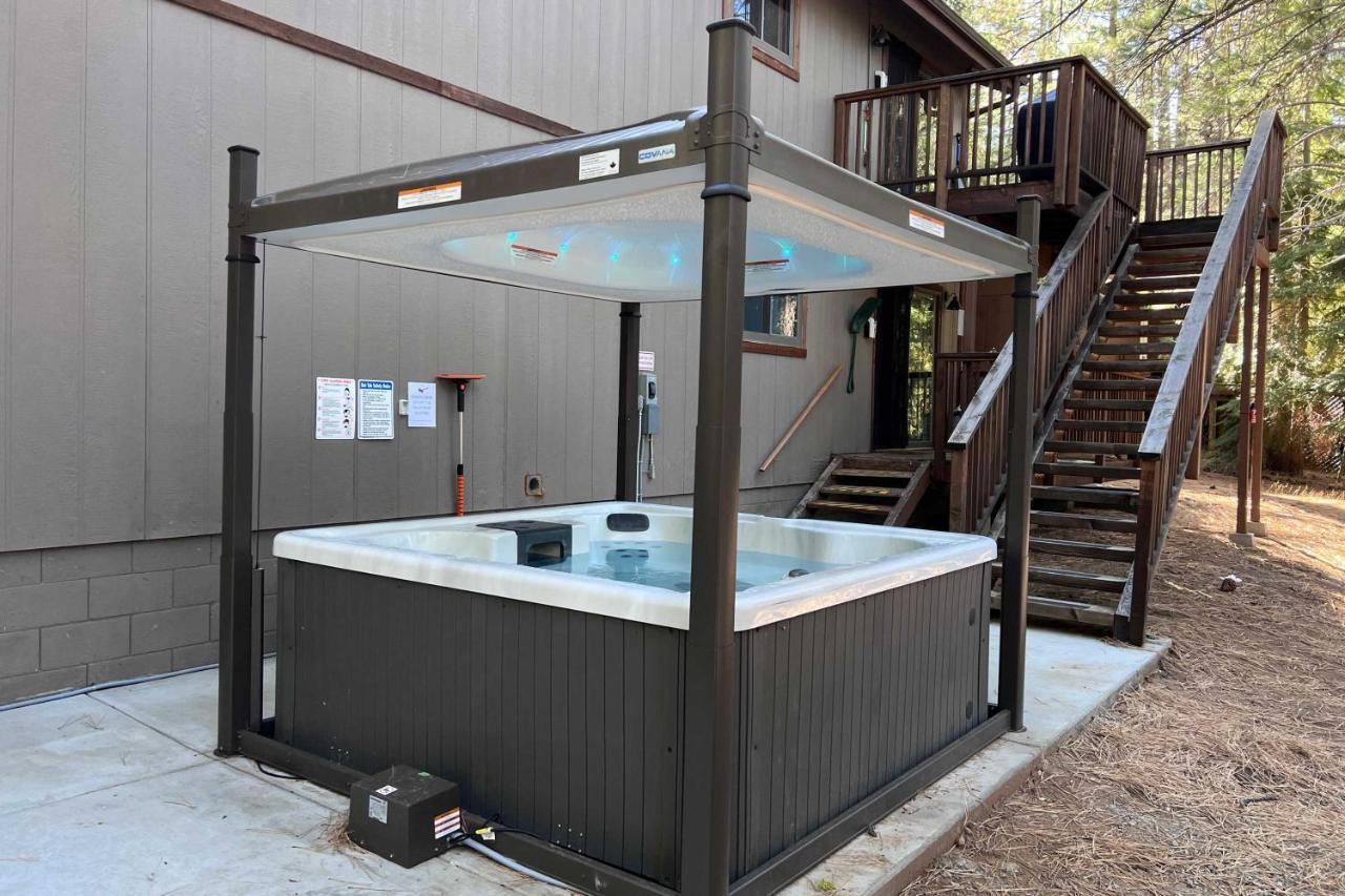 South Lake Tahoe Home With Hot Tub, Deck, And More! Екстер'єр фото